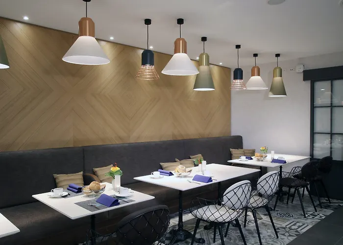 Hotel Am Fischmarkt 3*